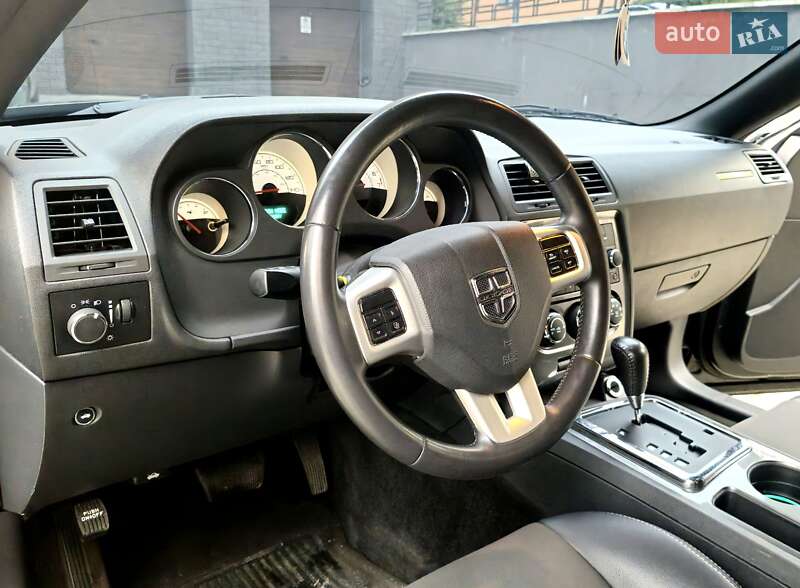 Купе Dodge Challenger 2014 в Ивано-Франковске фото 44 Купе Dodge Challenger 2014 в Ивано-Франковске