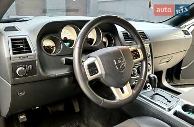 Купе Dodge Challenger 2014 в 