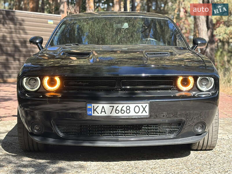 Купе Dodge Challenger 2021 в Киеве