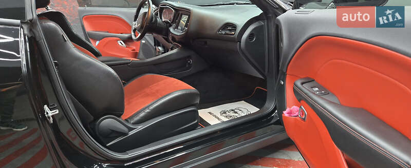 Купе Dodge Challenger 2017 в Днепре