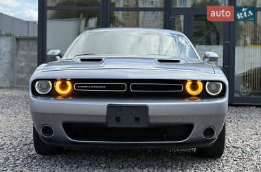 Купе Dodge Challenger 2015 в Киеве