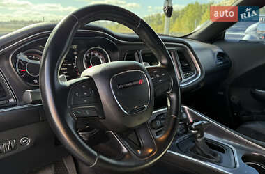 Купе Dodge Challenger 2015 в 