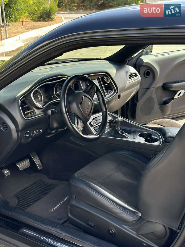 Купе Dodge Challenger 2015 в Одесі фото 20 Купе Dodge Challenger 2015 в Одесі