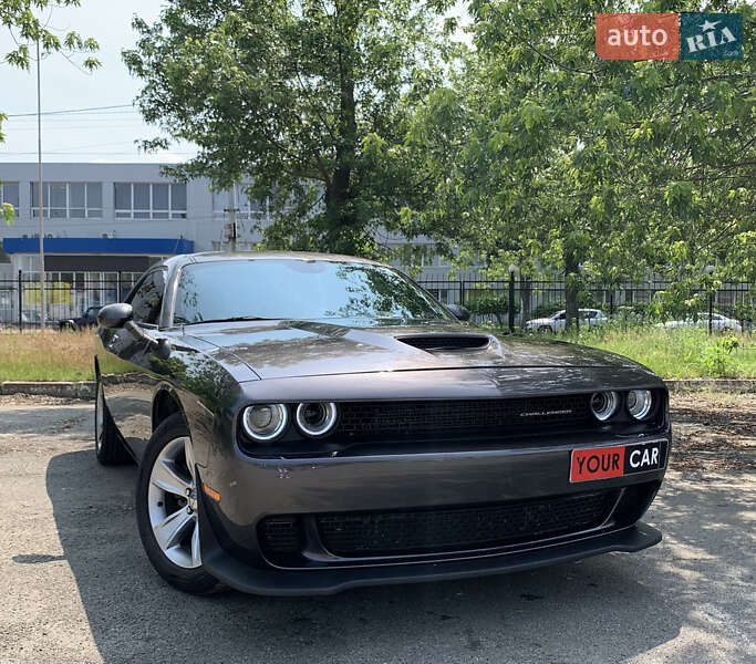 Купе Dodge Challenger 2020 в Киеве