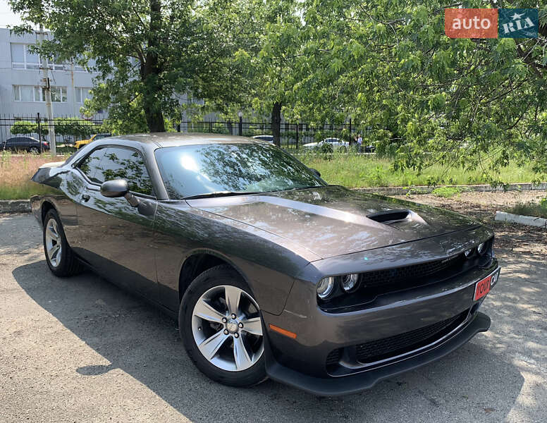 Купе Dodge Challenger 2020 в Киеве