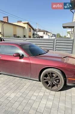 Купе Dodge Challenger 2017 в Львове