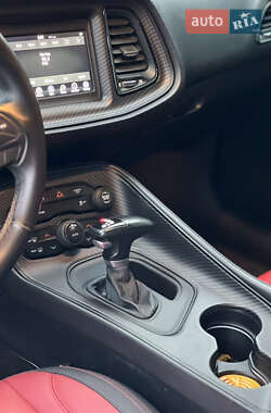 Купе Dodge Challenger 2017 в 