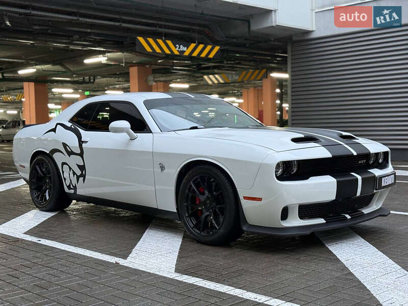 Купе Dodge Challenger 2019 в Киеве