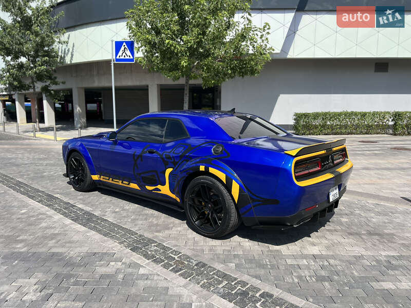 Купе Dodge Challenger 2022 в Киеве