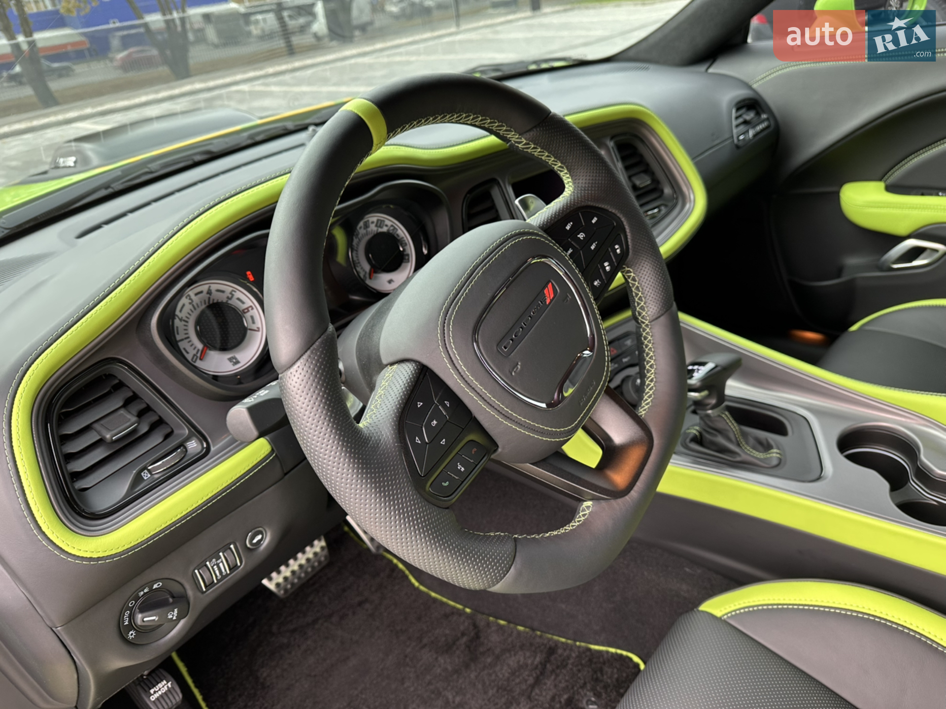 2023 Dodge Challenger - мініатюра 18