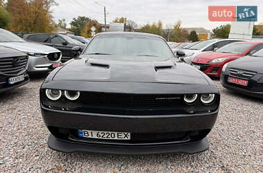 Купе Dodge Challenger 2016 в  фото 2 Купе Dodge Challenger 2016 в