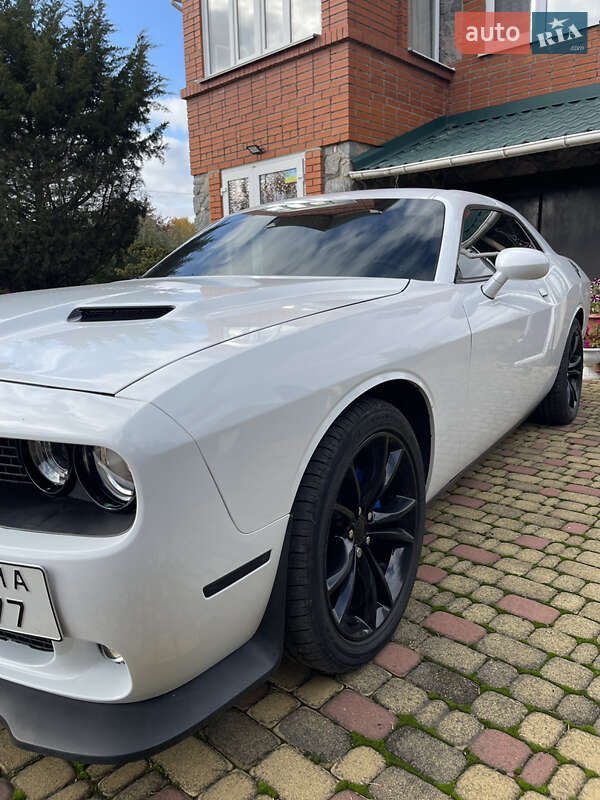 Купе Dodge Challenger 2016 в Полтаві фото 7 Купе Dodge Challenger 2016 в Полтаві