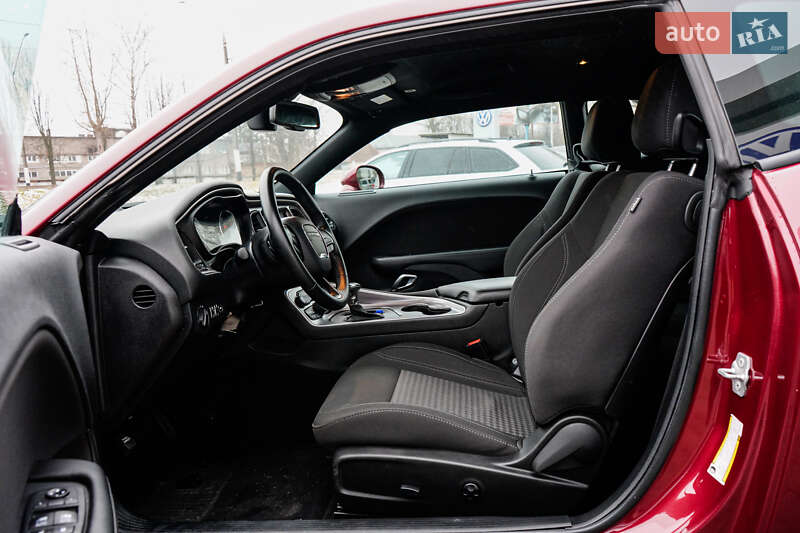 Купе Dodge Challenger 2019 в Житомире