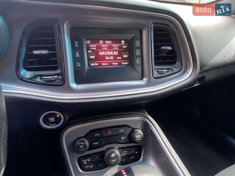 Купе Dodge Challenger 2017 в Києві фото 33 Купе Dodge Challenger 2017 в Києві