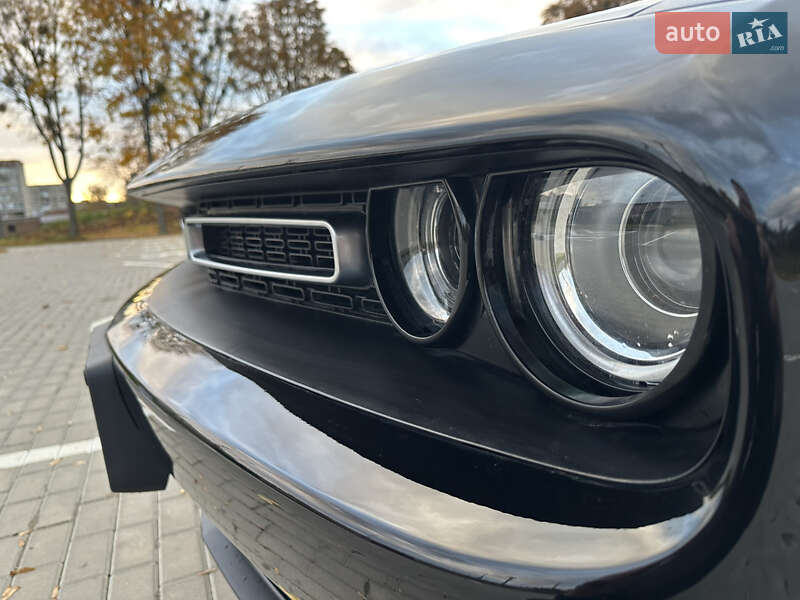Купе Dodge Challenger 2019 в Ровно фото 9 Купе Dodge Challenger 2019 в Ровно