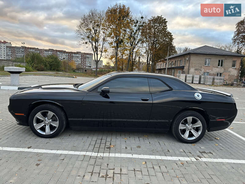 Купе Dodge Challenger 2019 в Ровно фото 17 Купе Dodge Challenger 2019 в Ровно