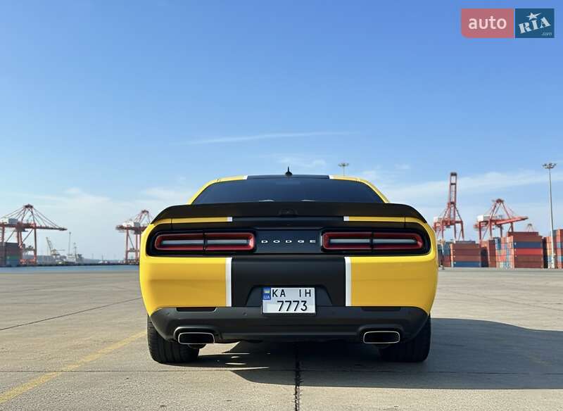 Купе Dodge Challenger 2020 в Києві