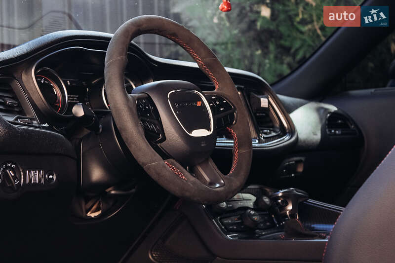 Купе Dodge Challenger 2018 в Дніпрі фото 17 Купе Dodge Challenger 2018 в Дніпрі