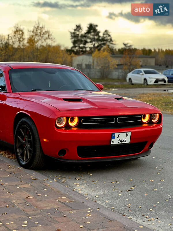 Купе Dodge Challenger 2016 в Кропивницком фото 25 Купе Dodge Challenger 2016 в Кропивницком