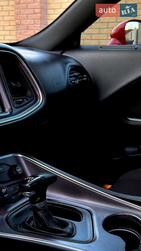 Купе Dodge Challenger 2016 в Кропивницком фото 37 Купе Dodge Challenger 2016 в Кропивницком
