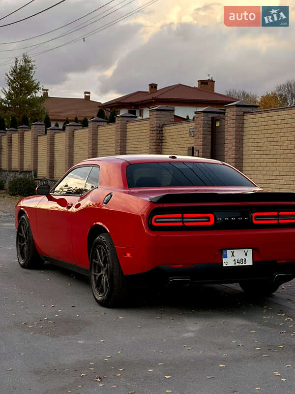 Купе Dodge Challenger 2016 в Кропивницком фото 50 Купе Dodge Challenger 2016 в Кропивницком