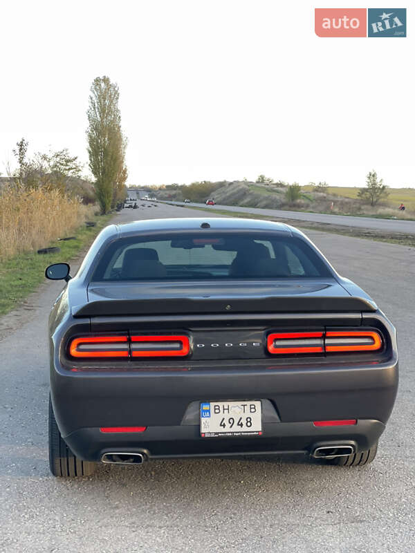 Купе Dodge Challenger 2020 в Одессе фото 5 Купе Dodge Challenger 2020 в Одессе