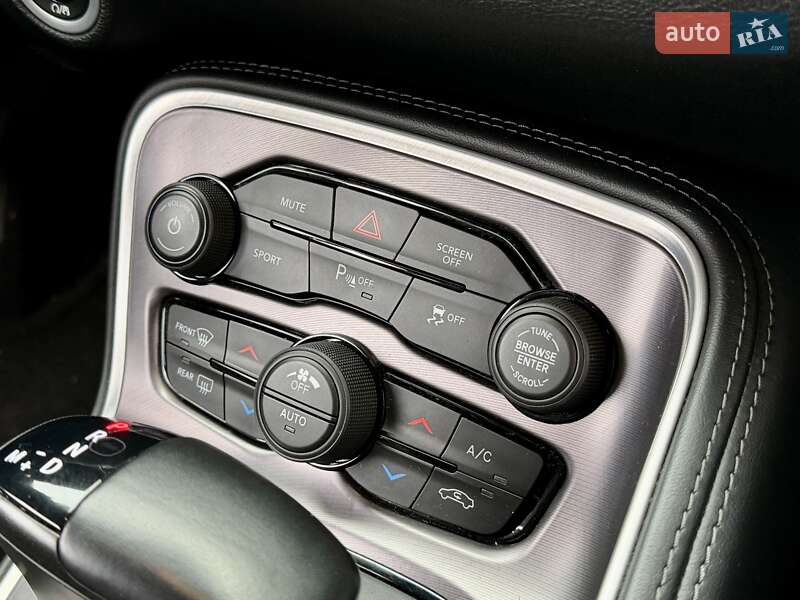 Купе Dodge Challenger 2021 в Киеве фото 17 Купе Dodge Challenger 2021 в Киеве