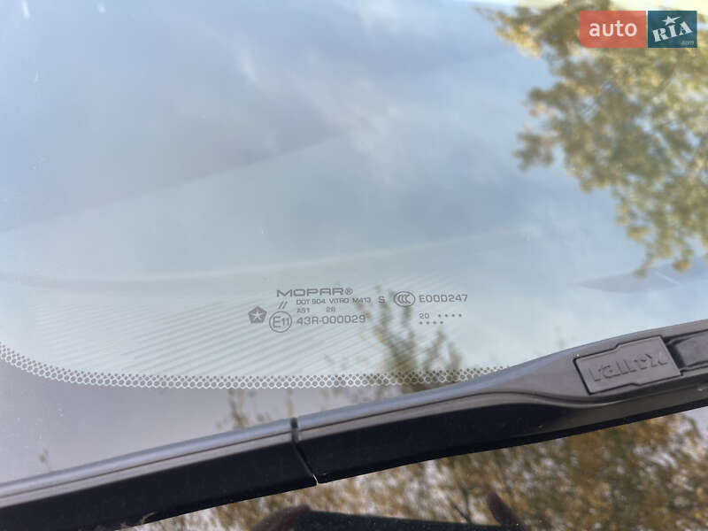 Купе Dodge Challenger 2020 в Киеве фото 17 Купе Dodge Challenger 2020 в Киеве