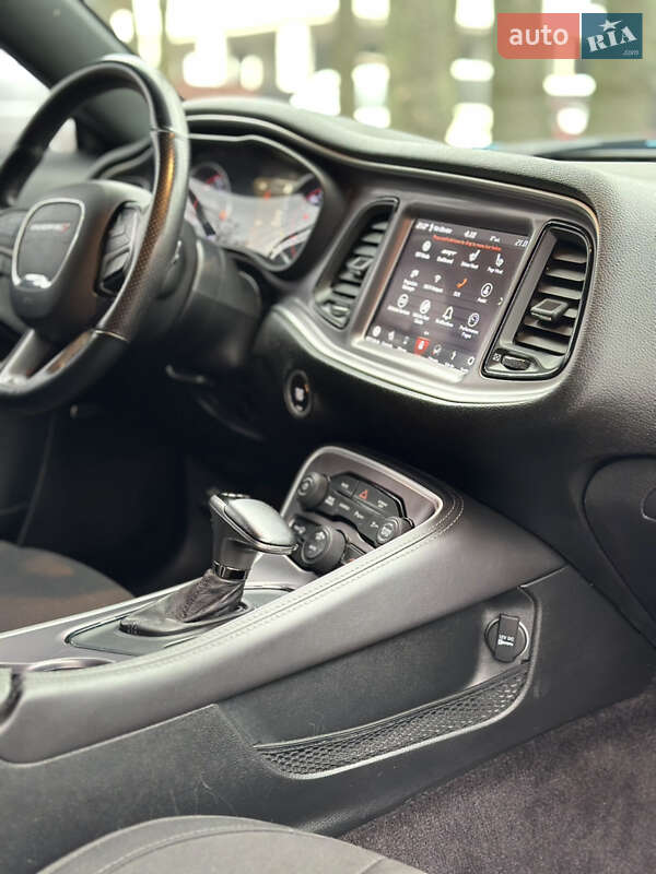 Купе Dodge Challenger 2019 в Києві