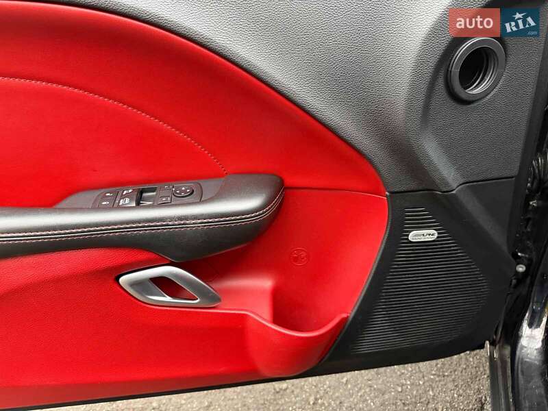 Купе Dodge Challenger 2018 в Києві