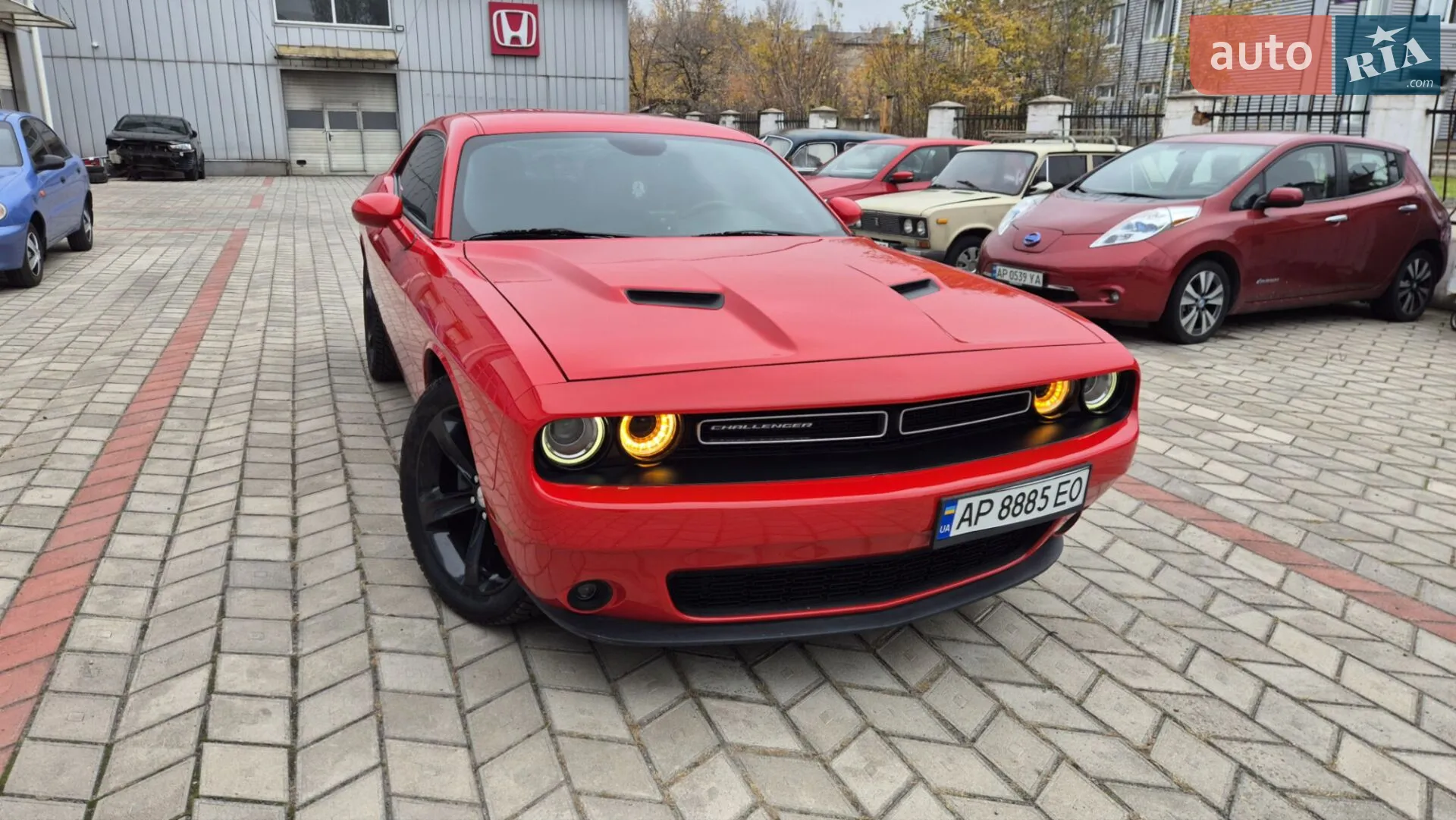 2015 Dodge Challenger - мініатюра 12
