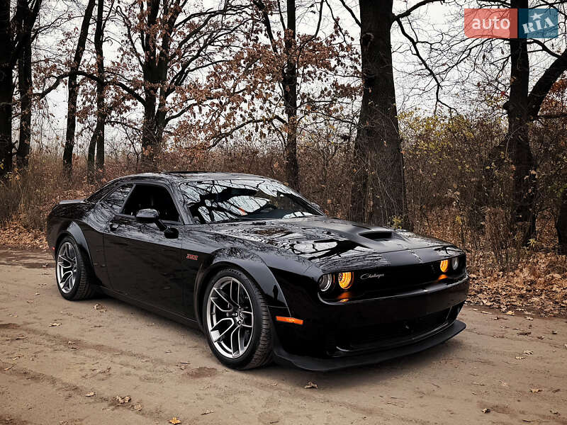 Купе Dodge Challenger 2018 в Києві фото 4 Купе Dodge Challenger 2018 в Києві