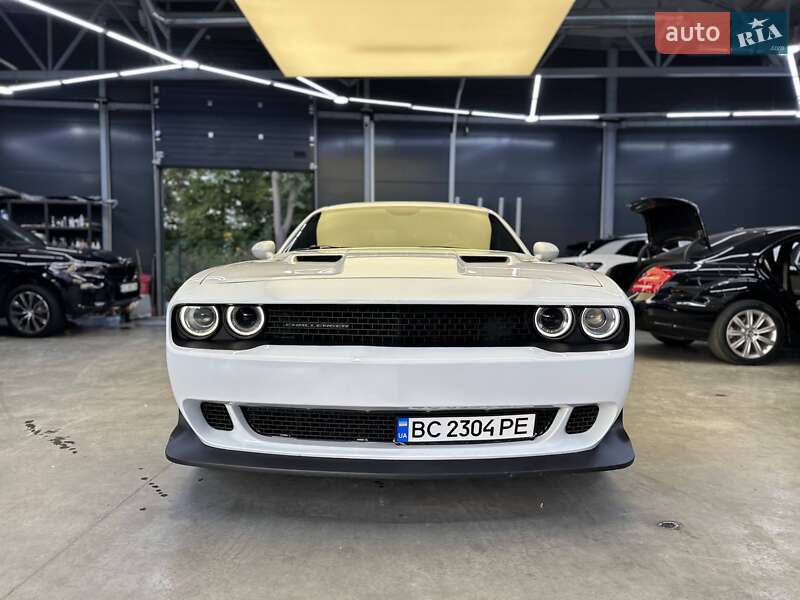 Купе Dodge Challenger 2016 в Чернівцях фото 4 Купе Dodge Challenger 2016 в Чернівцях