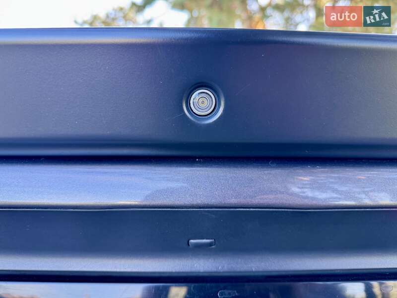 Купе Dodge Challenger 2017 в Києві фото 14 Купе Dodge Challenger 2017 в Києві