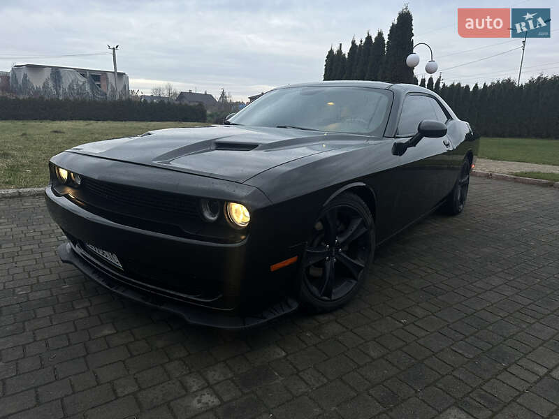Купе Dodge Challenger 2016 в Львове фото 2 Купе Dodge Challenger 2016 в Львове