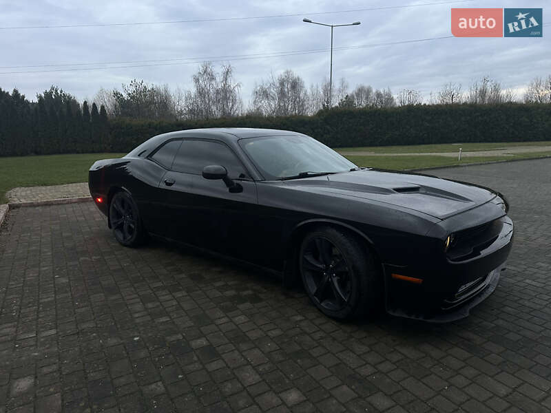 Купе Dodge Challenger 2016 в Львове фото 6 Купе Dodge Challenger 2016 в Львове