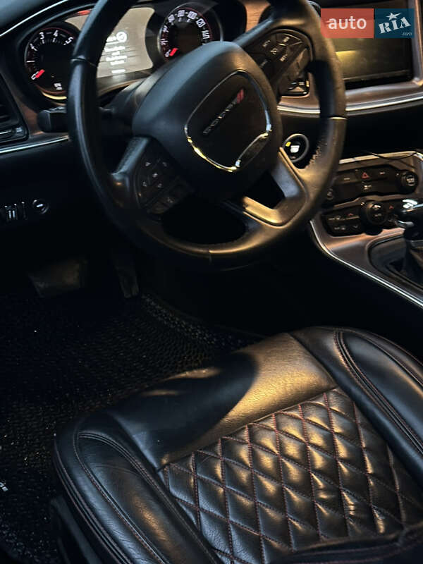 Купе Dodge Challenger 2016 в Львове фото 21 Купе Dodge Challenger 2016 в Львове