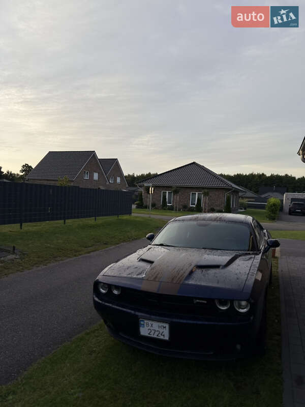 Купе Dodge Challenger 2016 в Каменец-Подольском фото 14 Купе Dodge Challenger 2016 в Каменец-Подольском