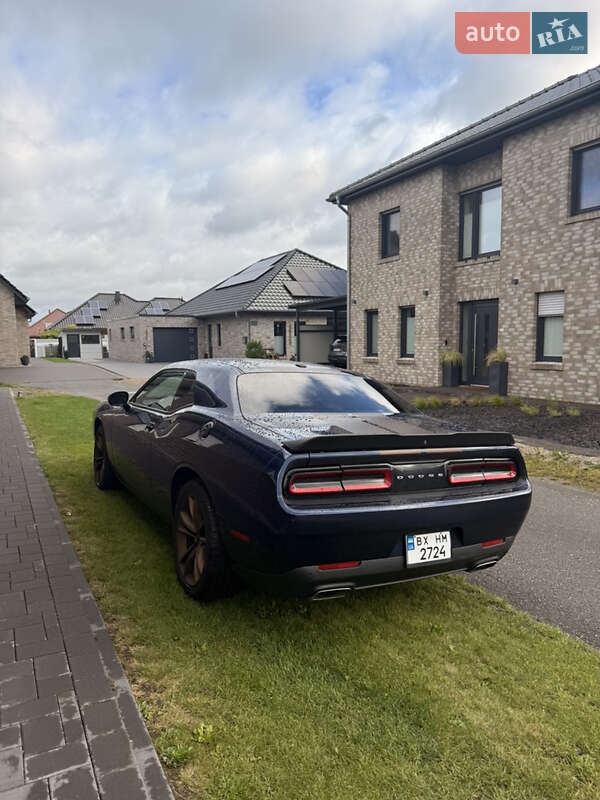 Купе Dodge Challenger 2016 в Каменец-Подольском фото 11 Купе Dodge Challenger 2016 в Каменец-Подольском