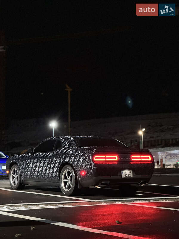 Купе Dodge Challenger 2014 в Дніпрі фото 27 Купе Dodge Challenger 2014 в Дніпрі