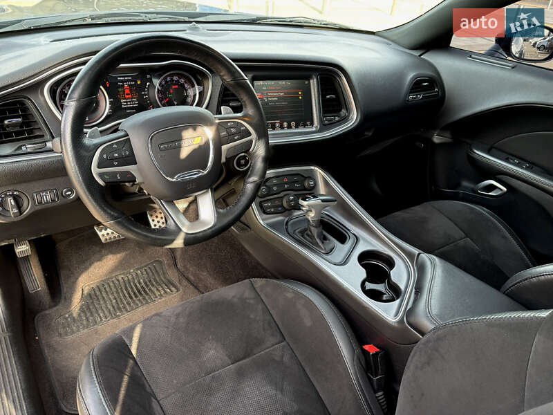 Купе Dodge Challenger 2016 в Киеве