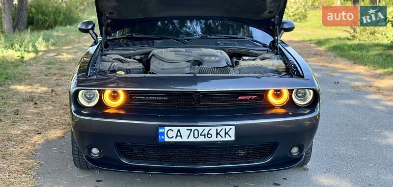 Купе Dodge Challenger 2017 в Киеве
