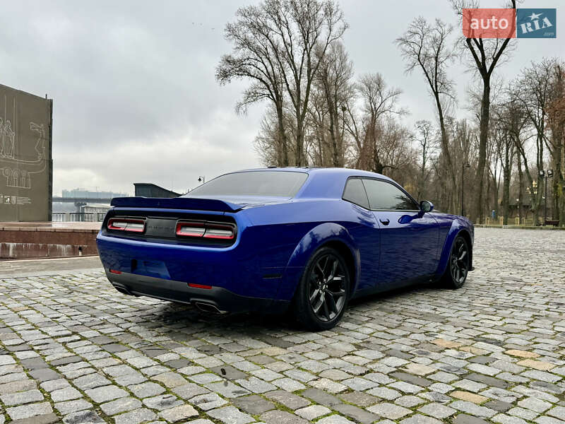 Купе Dodge Challenger 2020 в Киеве