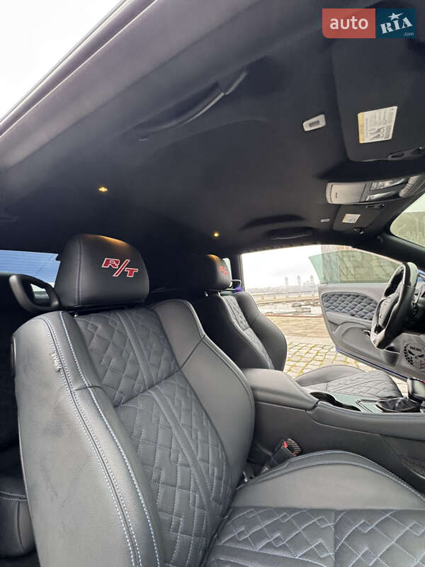 Купе Dodge Challenger 2020 в Киеве