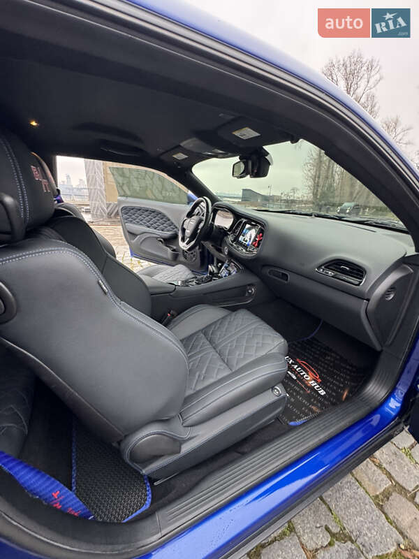 Купе Dodge Challenger 2020 в Киеве