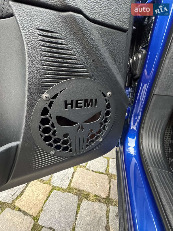 Купе Dodge Challenger 2020 в Киеве