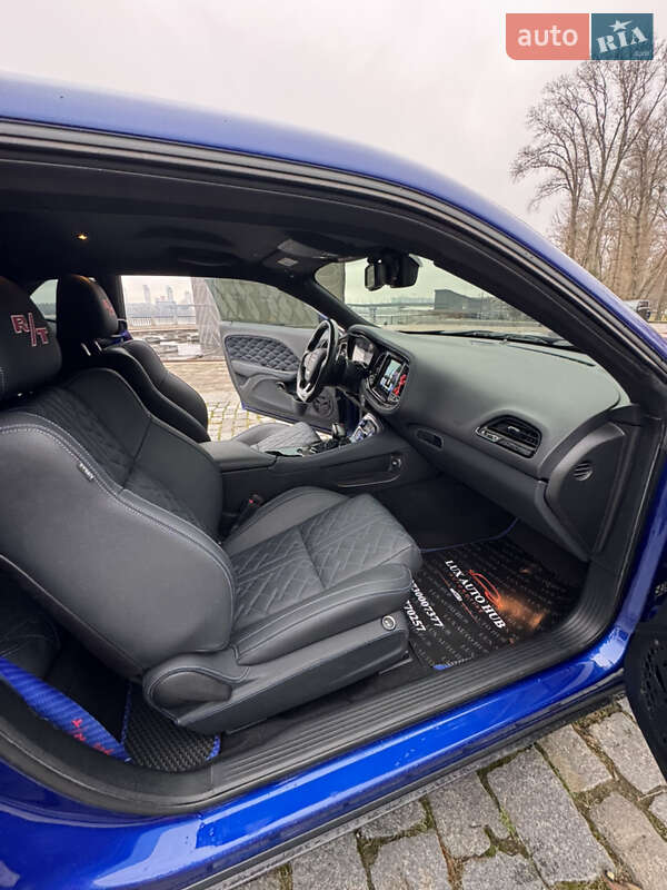 Купе Dodge Challenger 2020 в Киеве