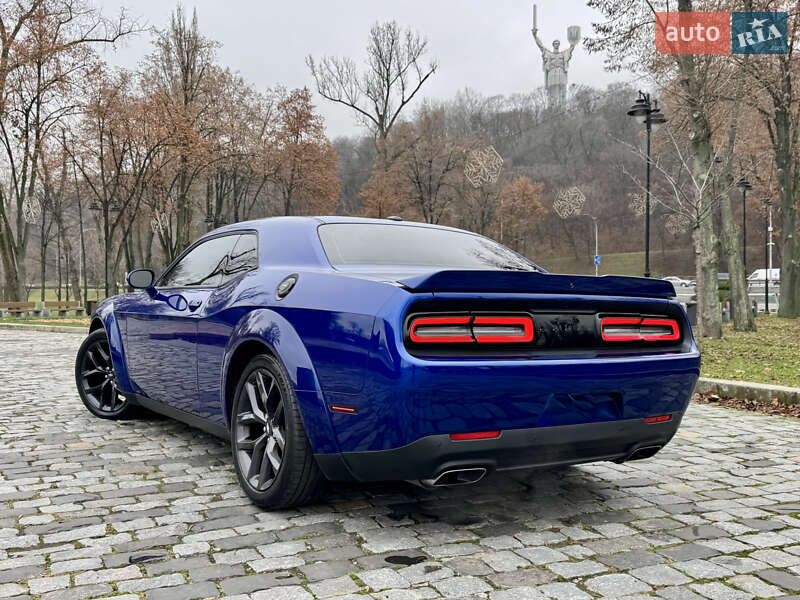 Купе Dodge Challenger 2020 в Киеве