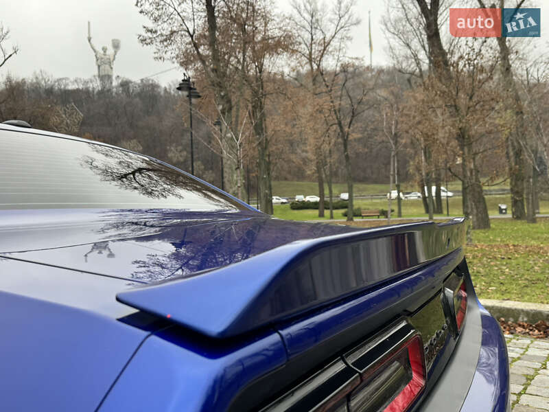 Купе Dodge Challenger 2020 в Киеве