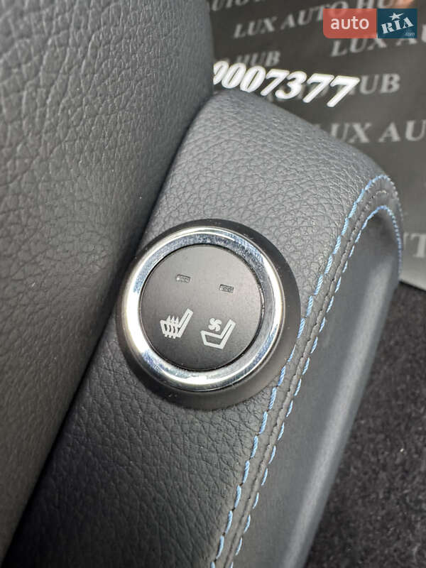 Купе Dodge Challenger 2020 в Киеве